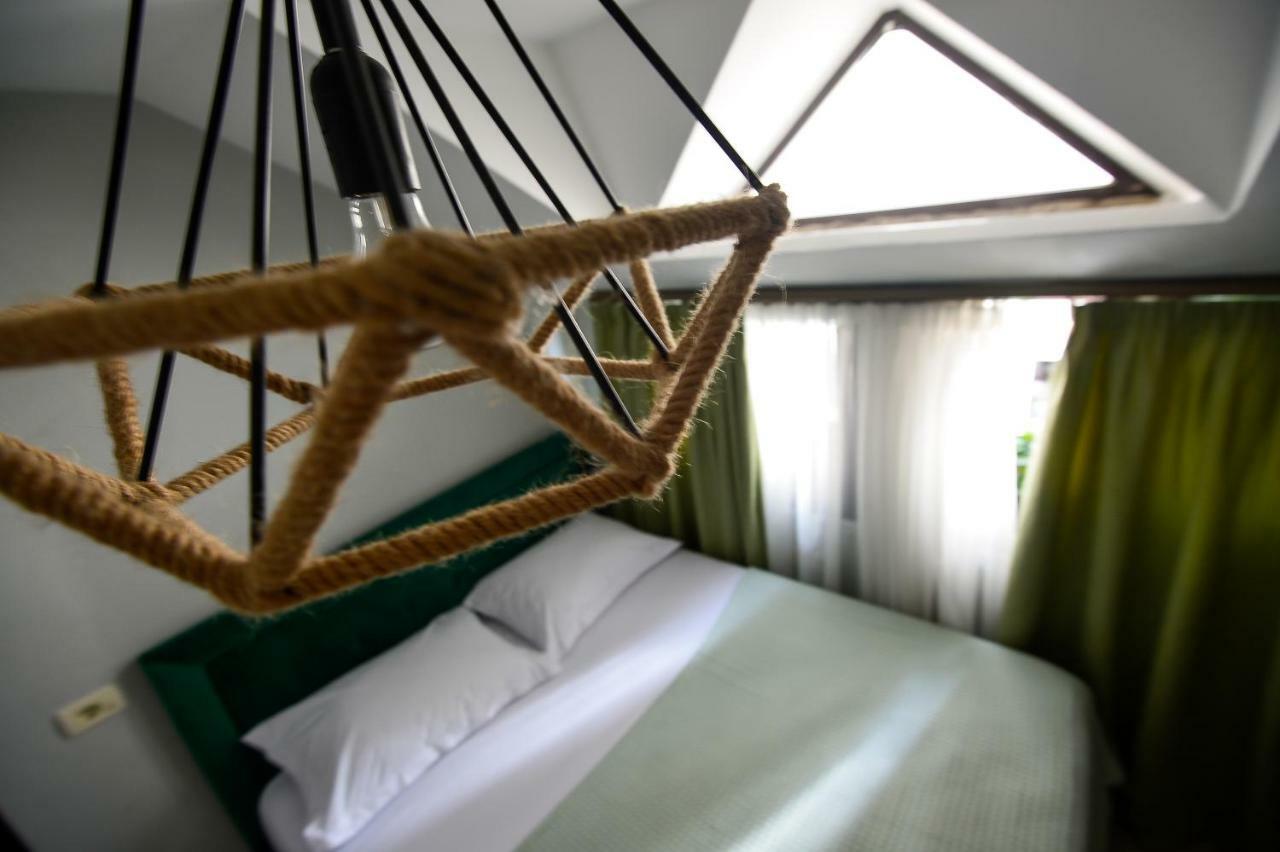 Hotel Niku Tirana Zewnętrze zdjęcie