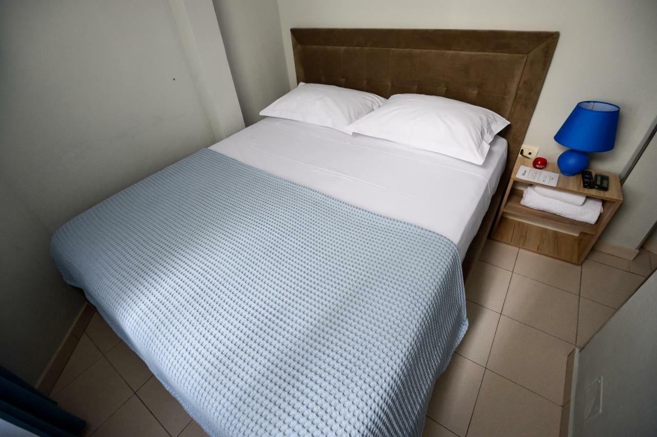 Hotel Niku Tirana Zewnętrze zdjęcie