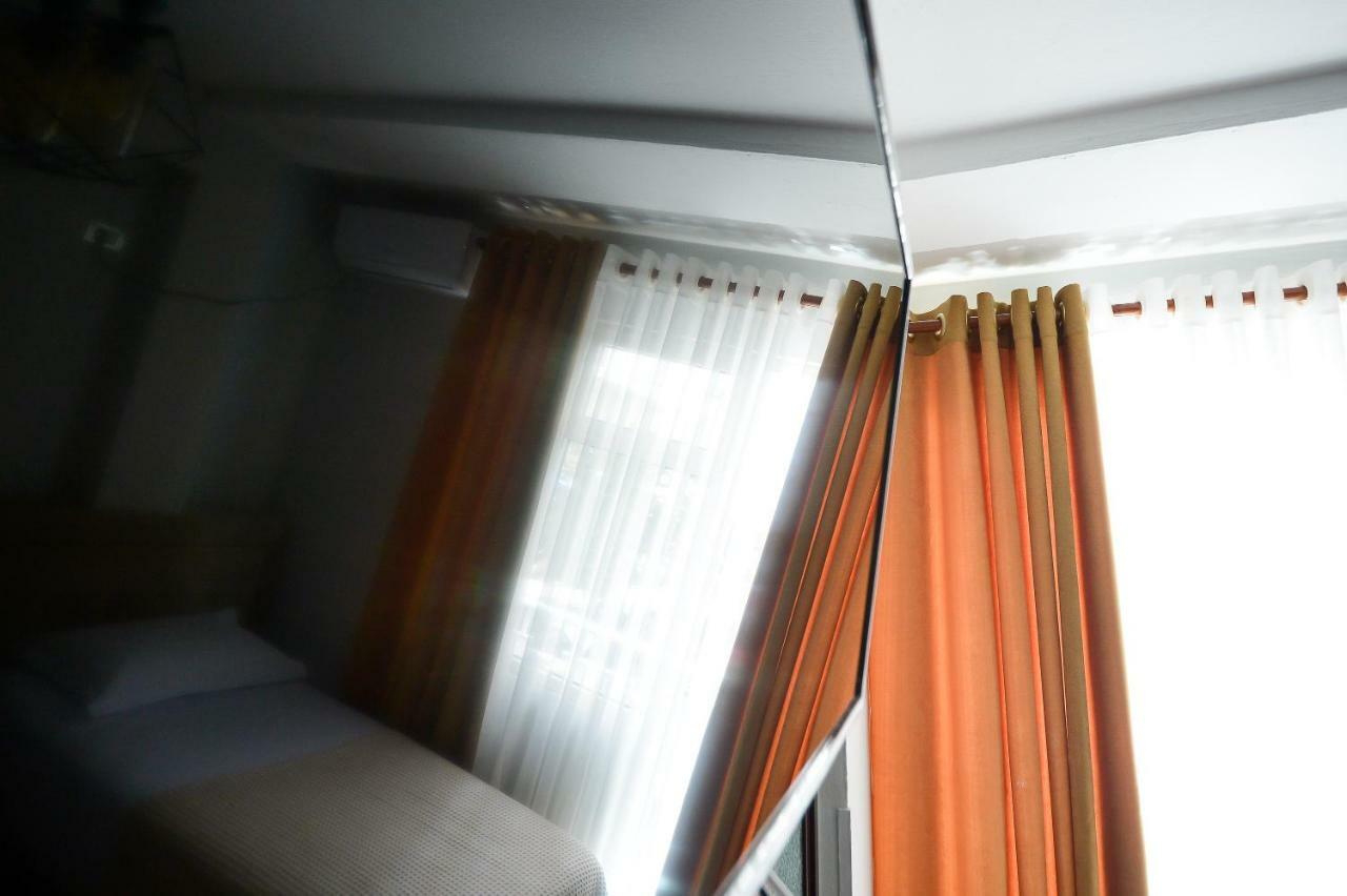 Hotel Niku Tirana Zewnętrze zdjęcie